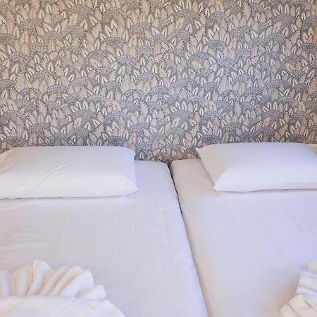 Uphill Unique Boutique Suites Skiathos-Stadt Exterior foto