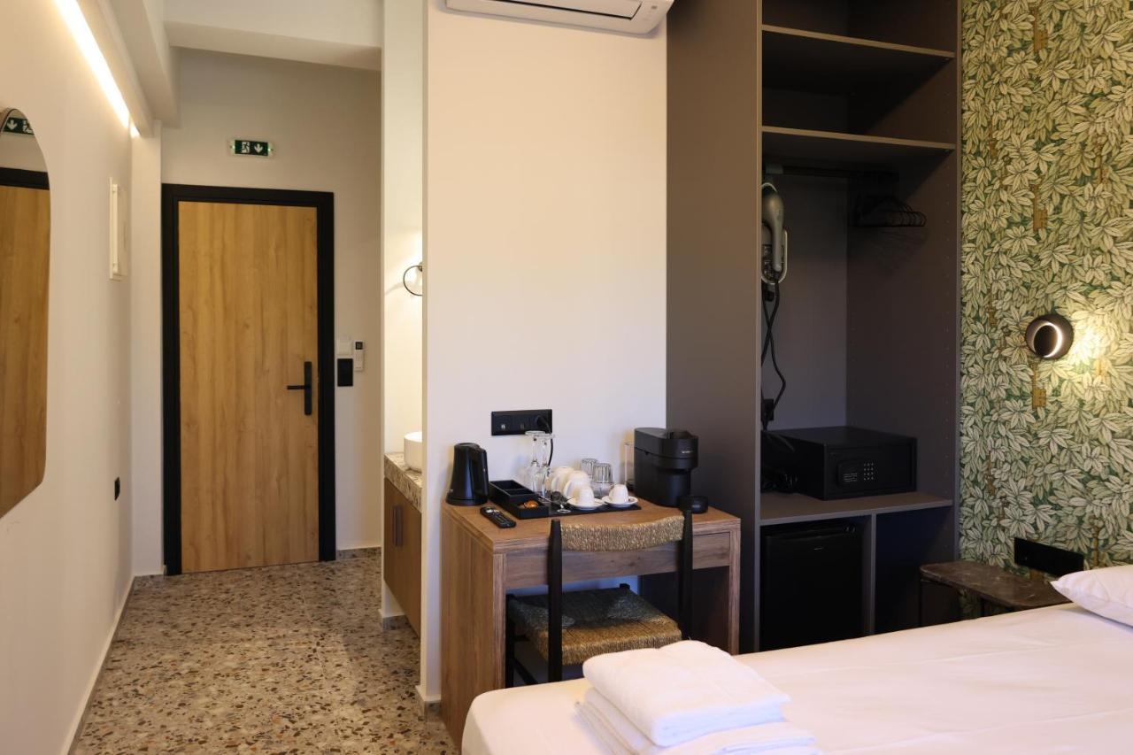 Uphill Unique Boutique Suites Skiathos-Stadt Exterior foto