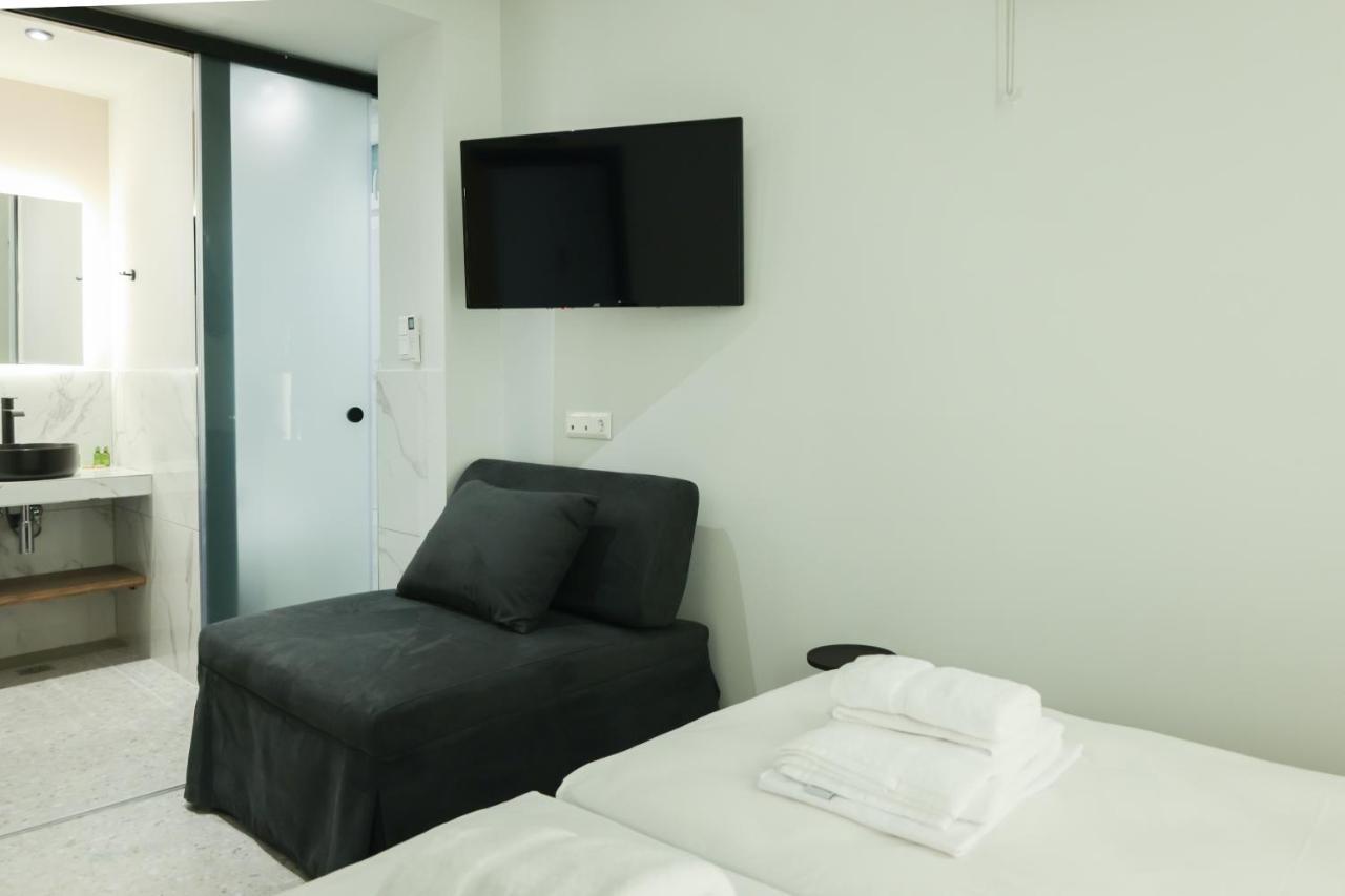Uphill Unique Boutique Suites Skiathos-Stadt Exterior foto