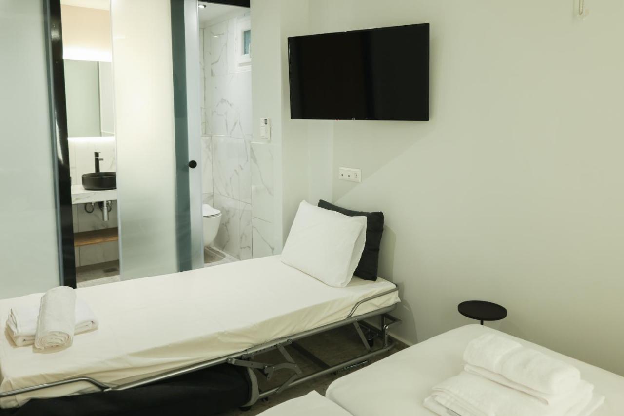 Uphill Unique Boutique Suites Skiathos-Stadt Exterior foto