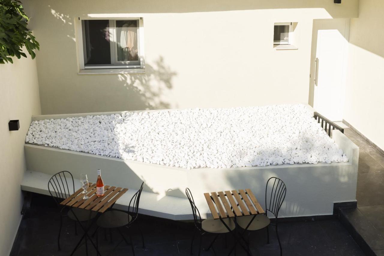 Uphill Unique Boutique Suites Skiathos-Stadt Exterior foto